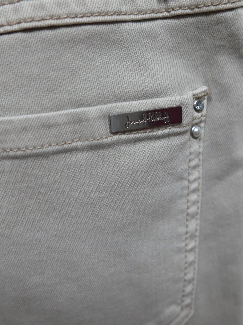 Joseph Ribkoff Jeans Taupe Beige Rhinestone Cuffed Pants Size 10 - Picture 6 of 11